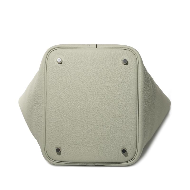 Hermès Gris Neve Clemence Picotin Lock 22 Palladium Hardware
