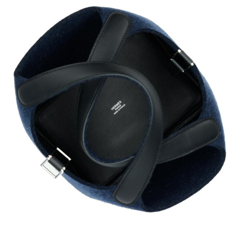 Hermès Bleu Nuit Feutre Wool and Black Swift Picotin Lock 18 PM Palladium Hardware