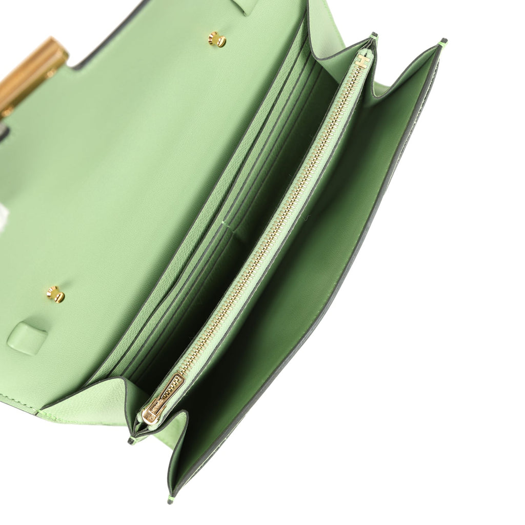 Hermès Constance Wallet To Go Vert Criquet Epsom-textured Faux Leather Marquette Gold Hardware
