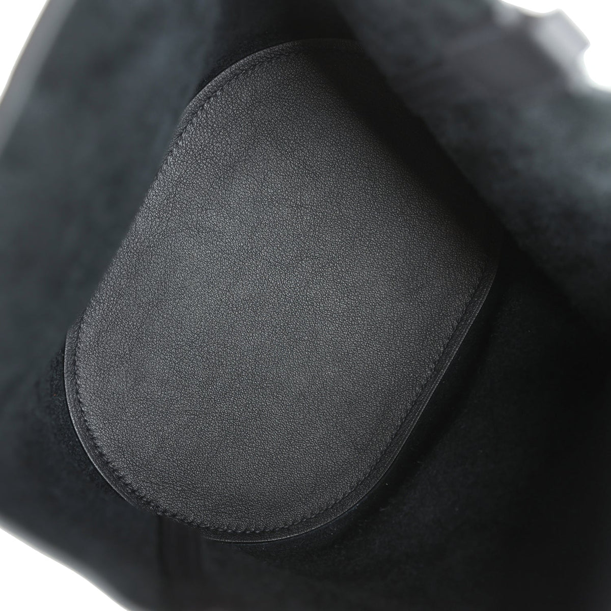 Hermès In-The-Loop 18 Black Clemence and Swift Gold Hardware