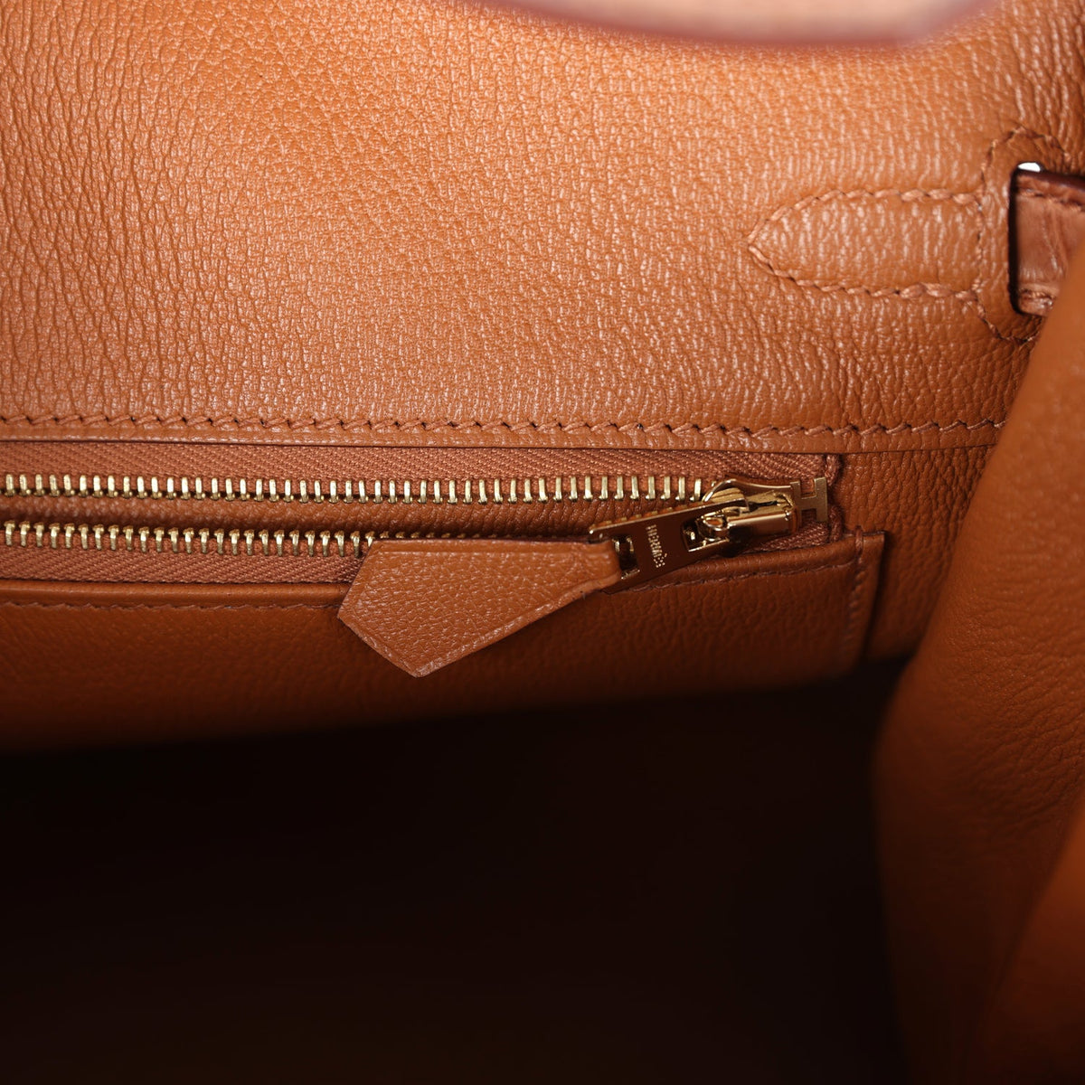 Hermès Birkin 25 Gold Matte Faux Leather Gold Hardware