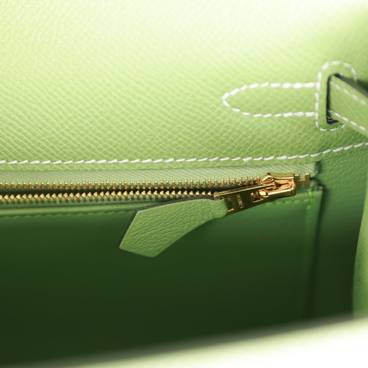 Hermès Special Order (HSS) Kelly Sellier 25 Vert Criquet Epsom Permabrass Hardware