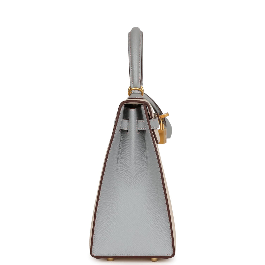 Hermès Special Order (HSS) Kelly Sellier 25 Craie and Bleu Glacier Epsom Brushed Gold Hardware