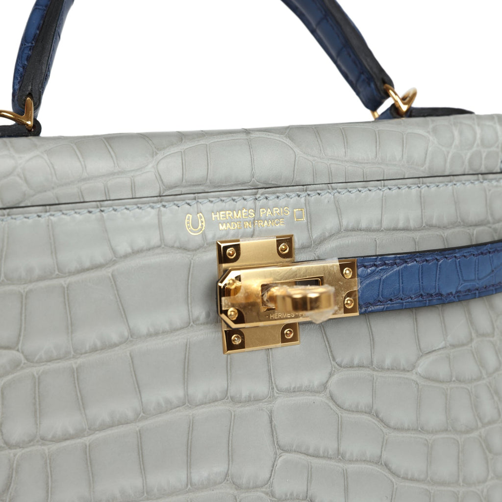 Hermès Special Order (HSS) Kelly Sellier 20 Gris Perle and Bleu de Malte Matte Faux Leather Gold Hardware