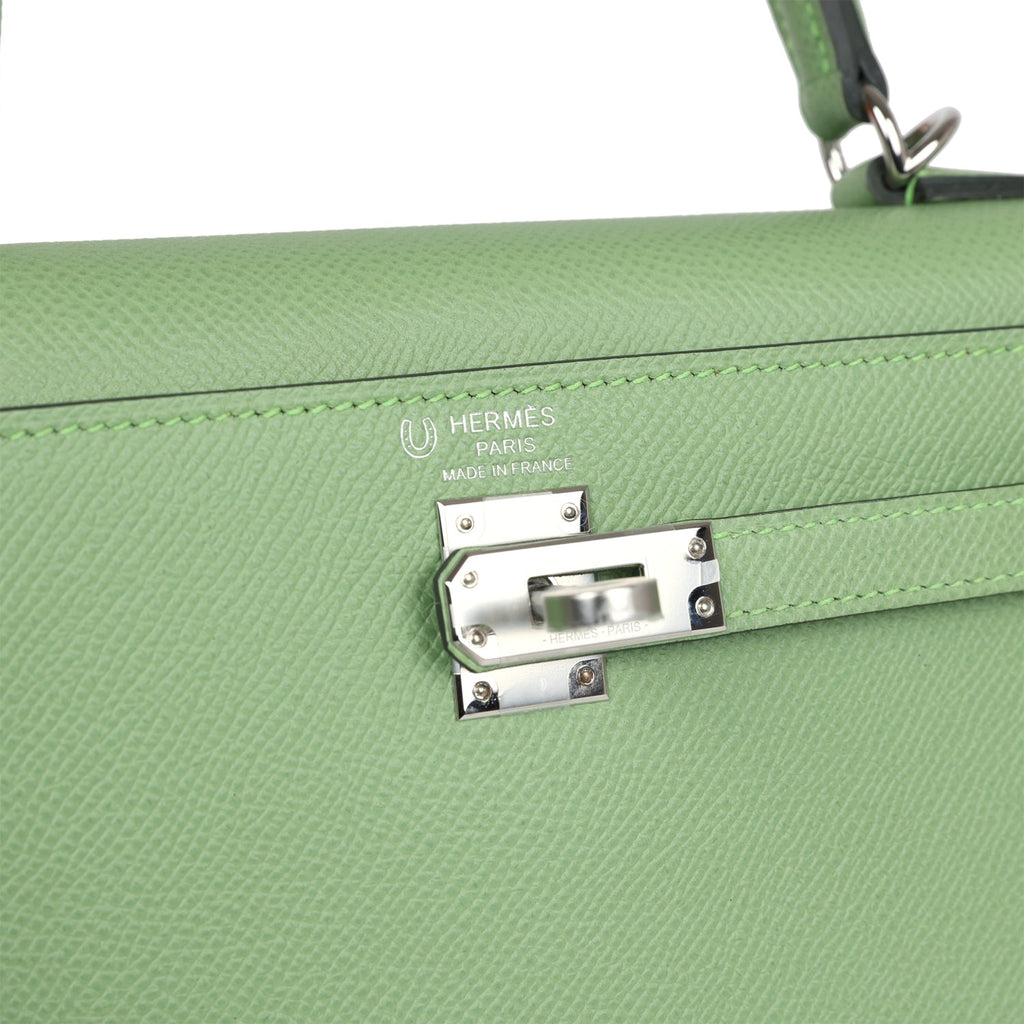 Hermès Special Order (HSS) Kelly Sellier 25 Vert Criquet Verso Epsom Palladium Hardware