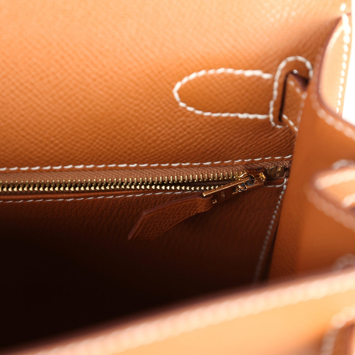 Hermès Kelly Sellier 28 Gold Epsom Gold Hardware