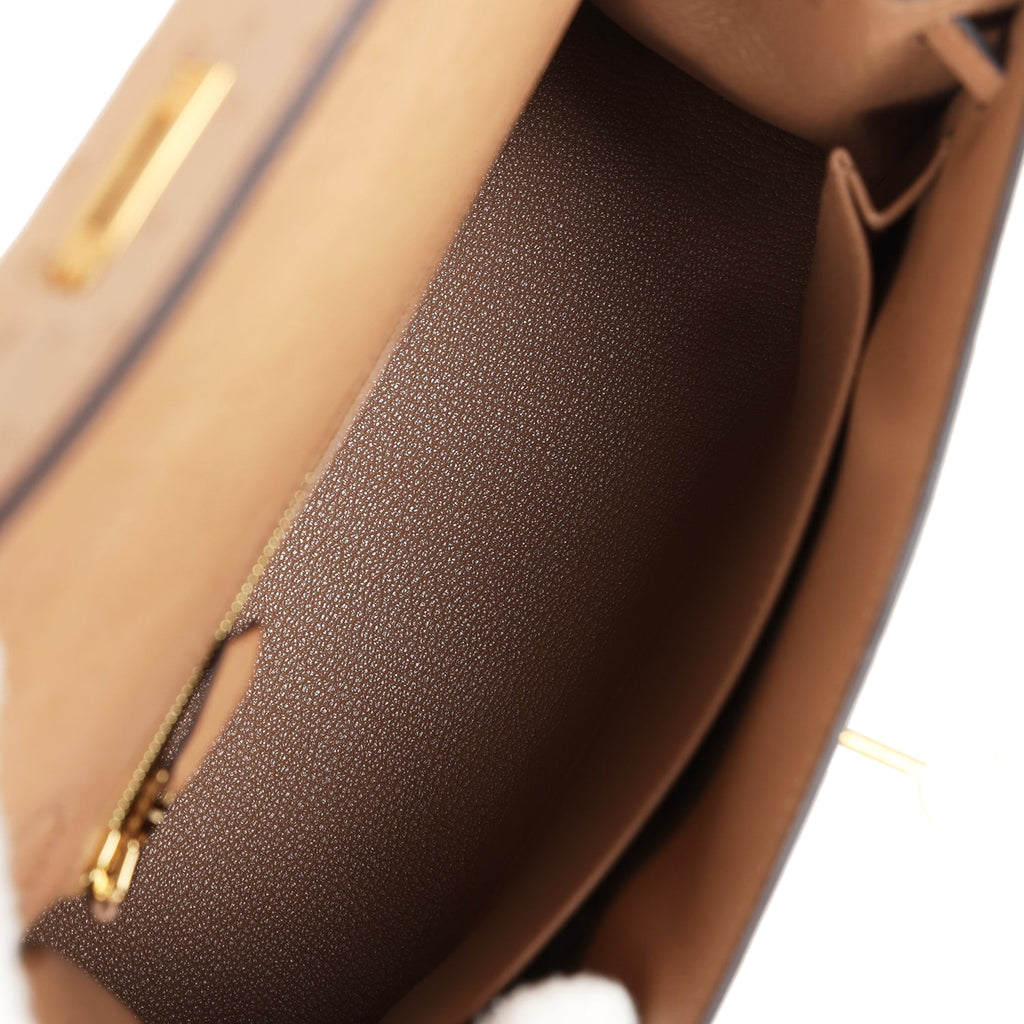 Hermès Kelly Sellier 25 Chai Ostrich Gold Hardware