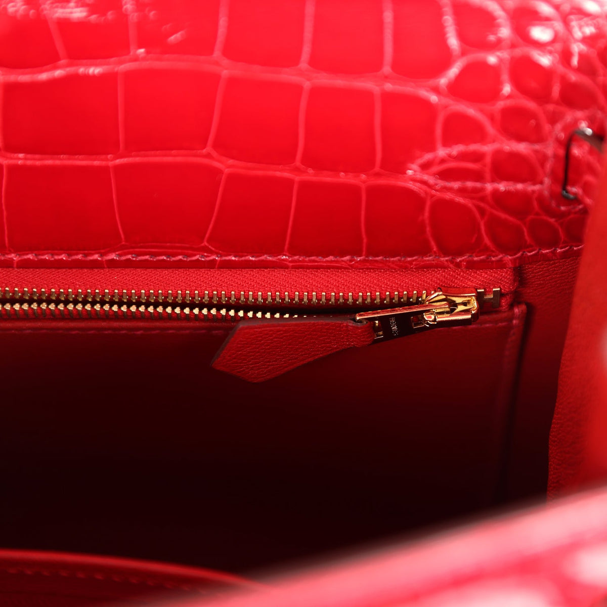 Hermès Kelly 25 Sellier Braise Shiny Faux Leather Gold Hardware