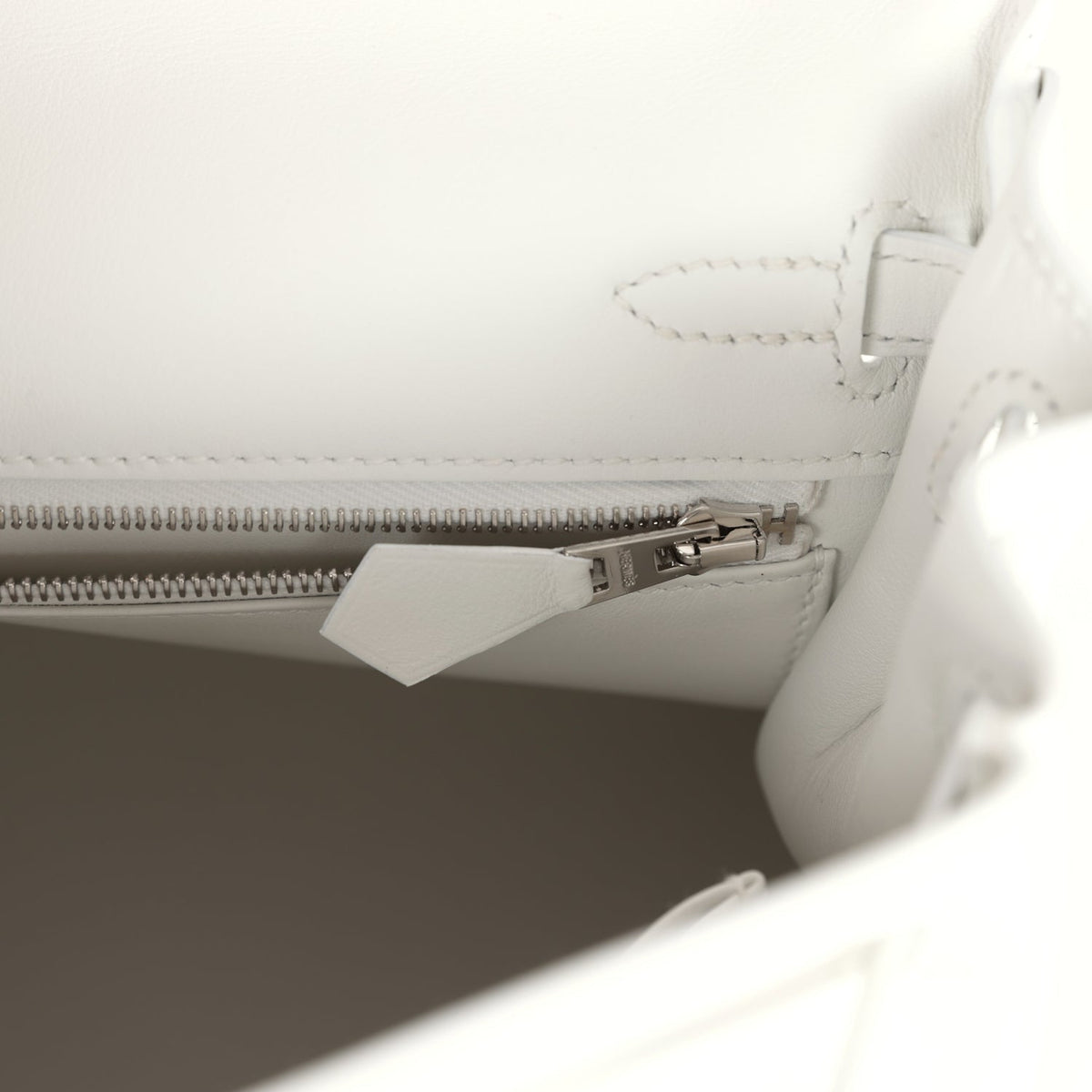 Hermès Kelly Retourne 25 New White Swift Palladium Hardware