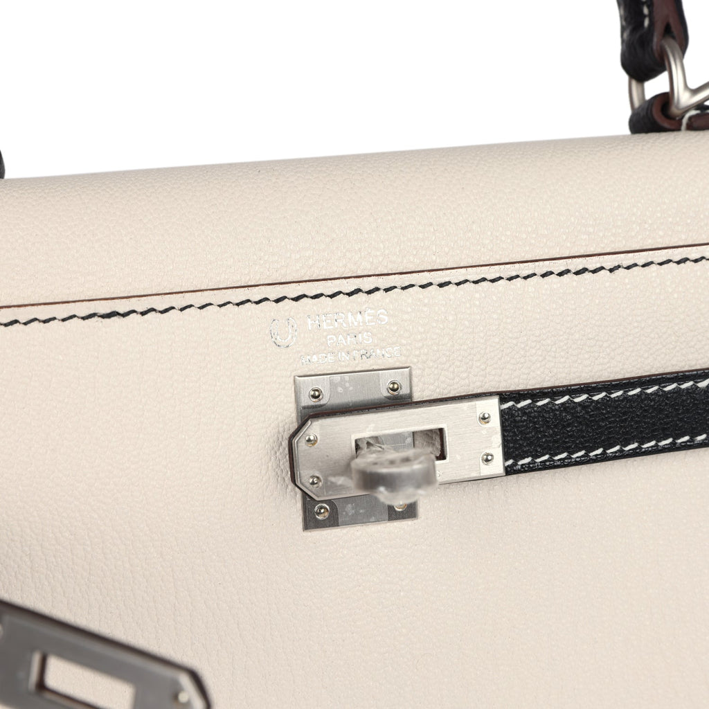 Hermès Special Order (HSS) Kelly Sellier 25 Nata and Black Chevre Mysore Brushed Palladium Hardware
